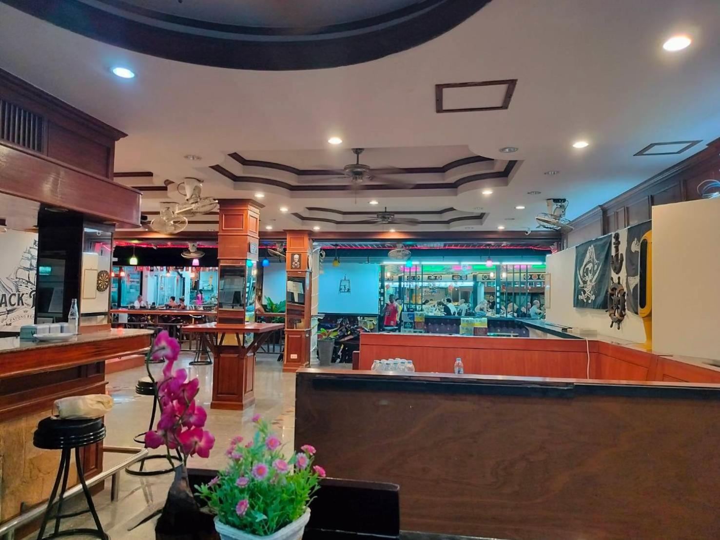 Hack Patong Beach Hotel Eksteriør bilde